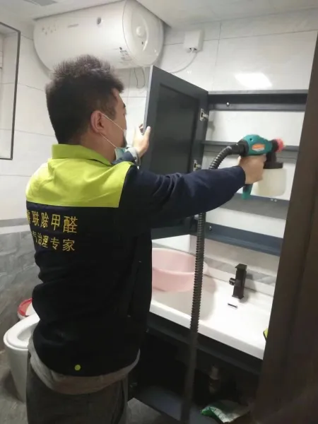 北辰区河畔家园除甲醛施工照片