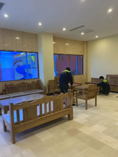 8000平米塞纳岛温泉酒店除甲醛施工照片